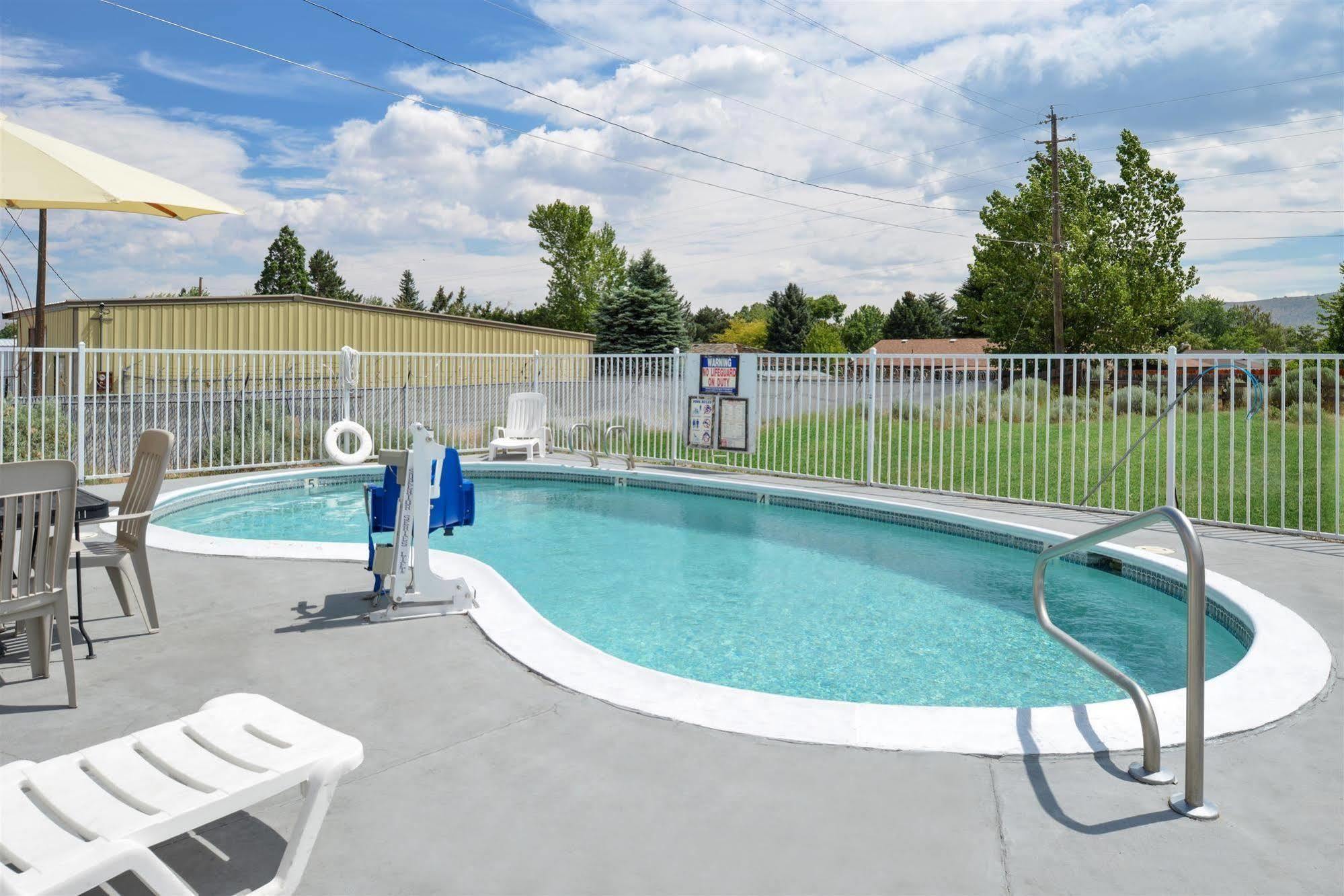 Americas Best Value Inn - Carson City Esterno foto